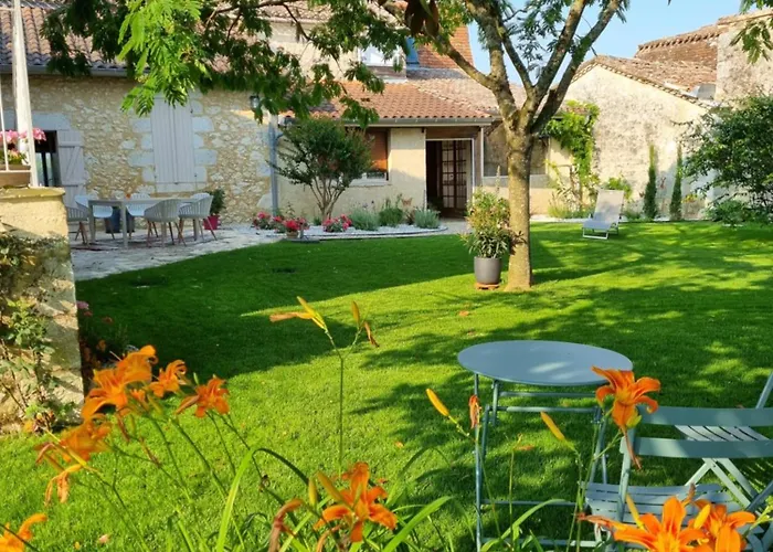 L'esprit Du 24 Bed & Breakfast Rouffignac-de-Sigoules